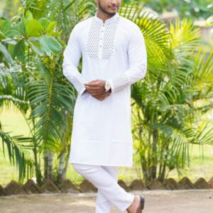 🔹মোস্ট ট্রেন্ডি গর্জিয়াস এমব্রয়ডারি লেকড়া স্টিজ ফেব্রিক্স পাঞ্জাবি। - M